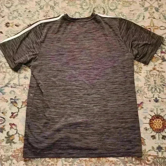 Adidas Men's Primegreen Aeroready Athletic Heather Grey Shirt Workout Top, sz SM - Picture 2 of 12